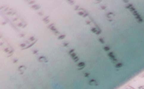 ���W����