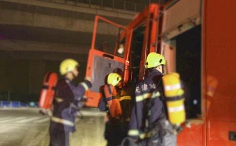 �l(xi��ng)�(zh��n)������(y��ng)���A(y��)����ͨ��15ƪ��